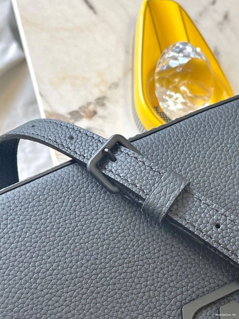 Capucines Louis Vuitton Bold 93635 Bags BB 0625
